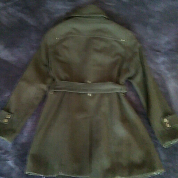 Coat - Picture 3 of 3